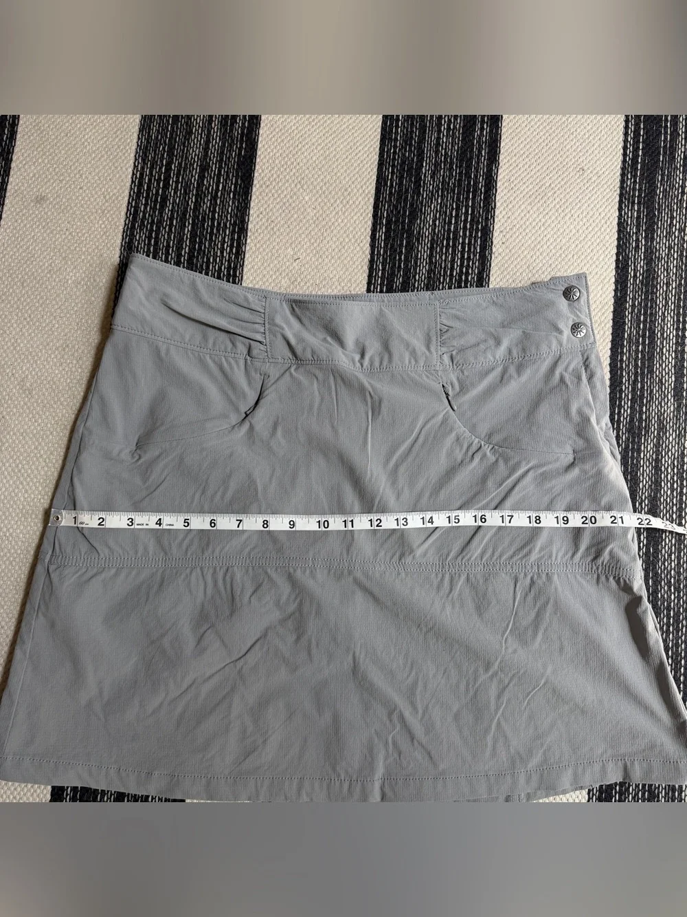 Athleta women light